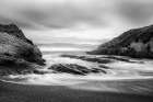 USA, California, Central Coast, Los Osos. Montana de Oro State Park, Ocean flows around small cove Art Print